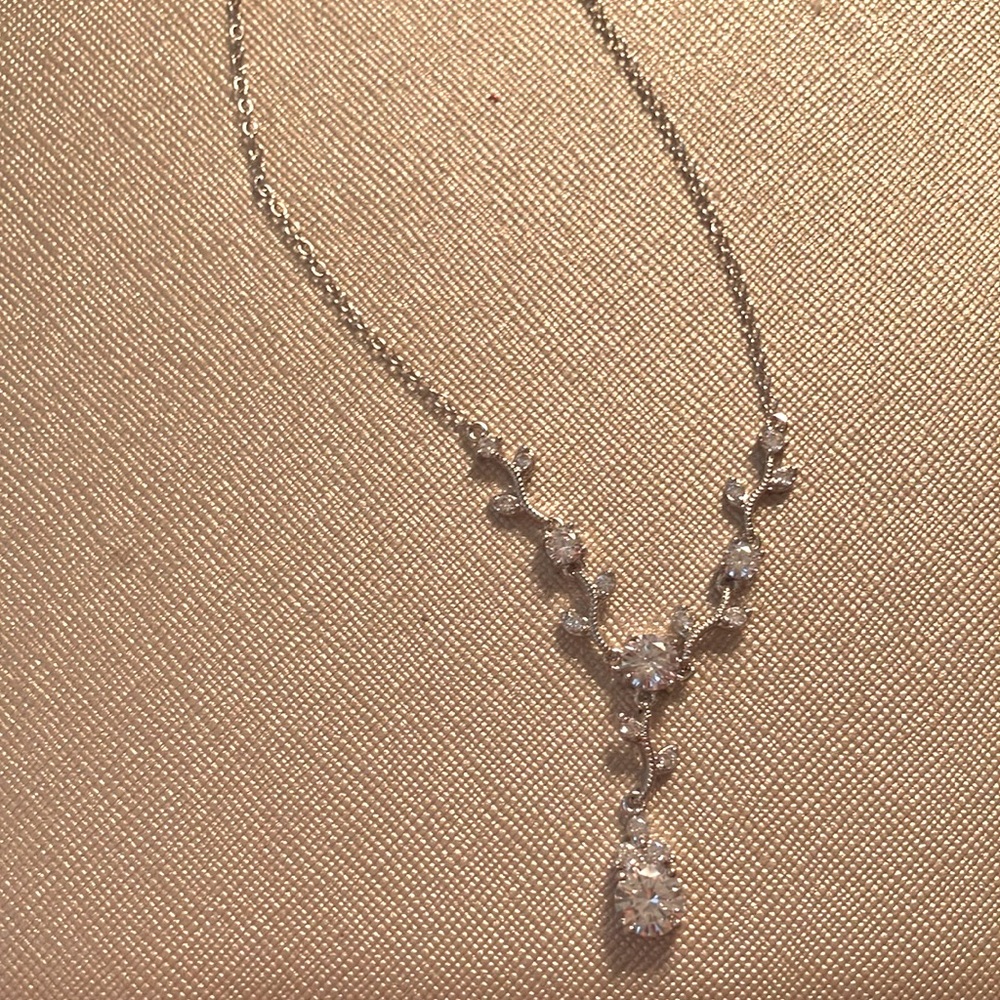 Fine silver plated cubic zirconia 18” necklace